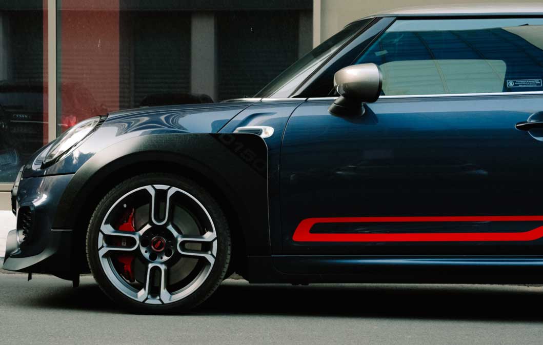 how much to paint side skirts
