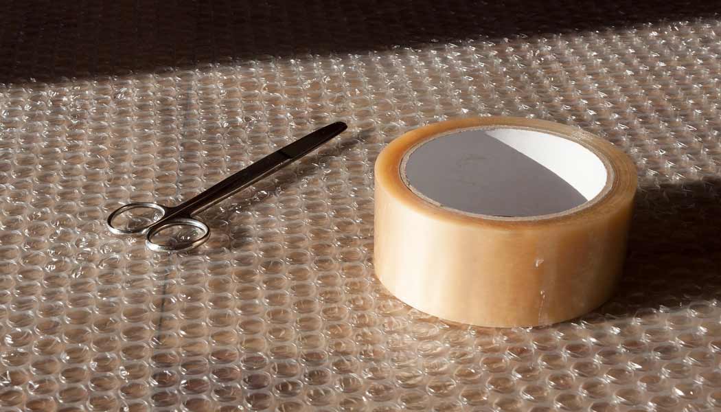 Will Packing Tape Damage Car Paint