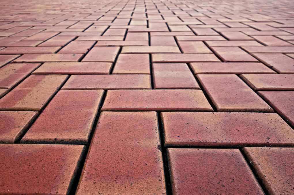 can you paint brick pavers