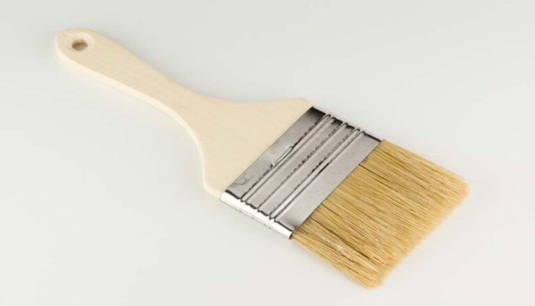 what type of brush for masonry paint